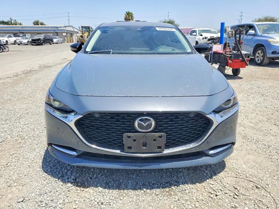 2022 MAZDA 3 PREMIUM PLUS  