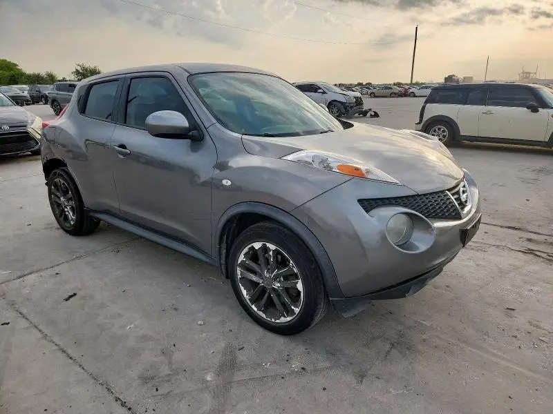 2013 NISSAN JUKE S  