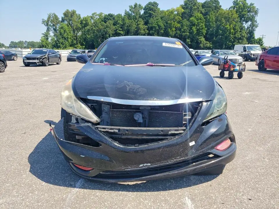 2013 HYUNDAI SONATA SE  