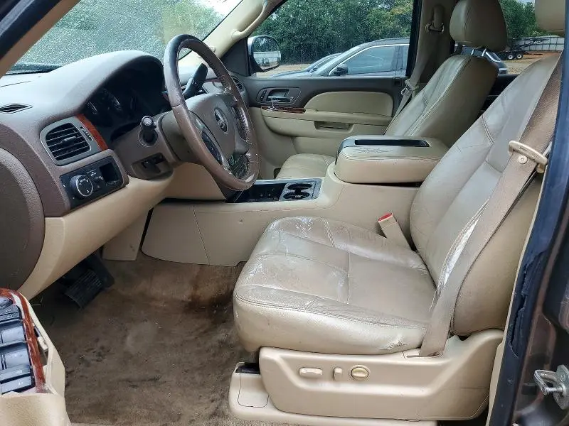 2011 GMC YUKON SLT  