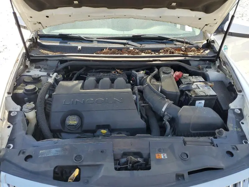 2011 LINCOLN MKS   