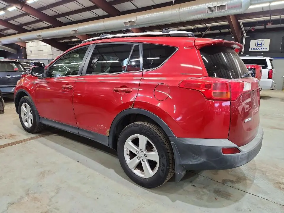 2013 TOYOTA RAV4 XLE  