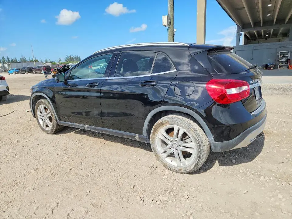 2015 MERCEDES-BENZ GLA 250 4MATIC  
