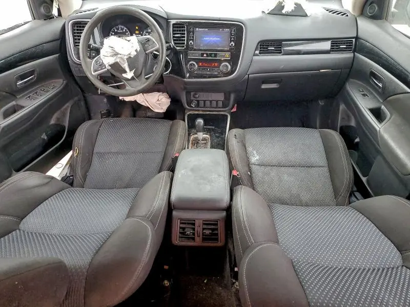 2019 MITSUBISHI OUTLANDER ES  