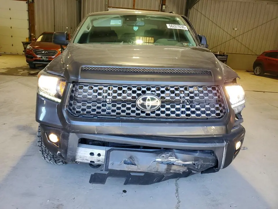 2021 TOYOTA TUNDRA SR5  