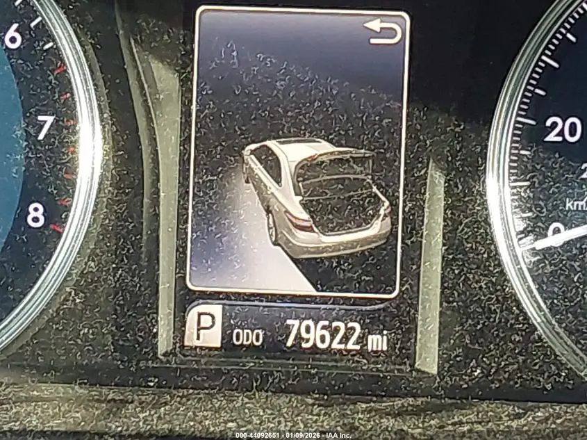 2016 TOYOTA CAMRY LE