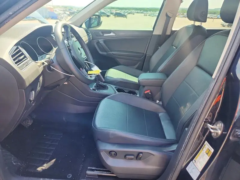 2020 VOLKSWAGEN TIGUAN SE  