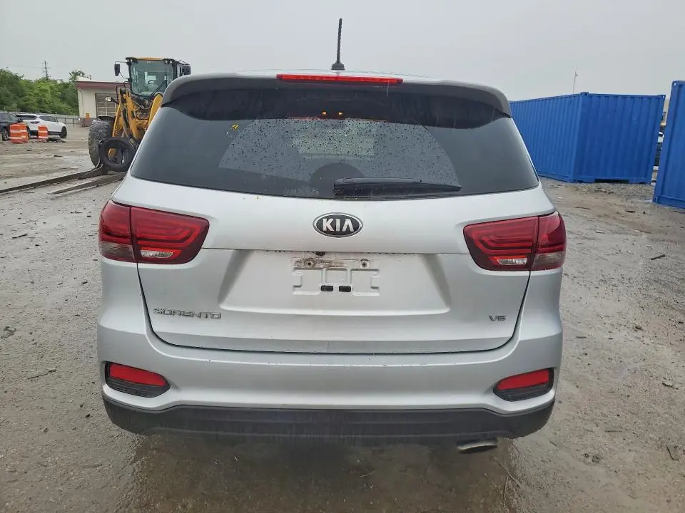 2019 KIA SORENTO LX V6  