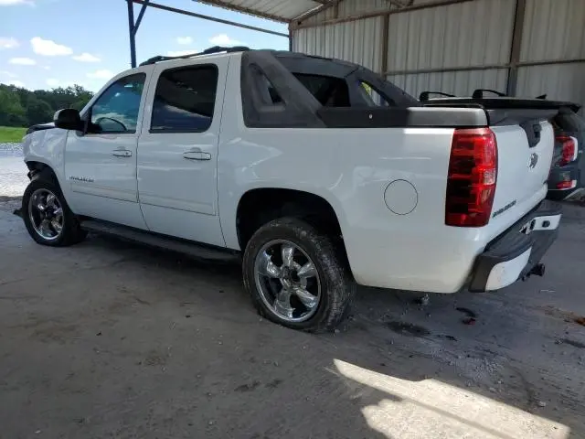 2011 CHEVROLET AVALANCHE LS  