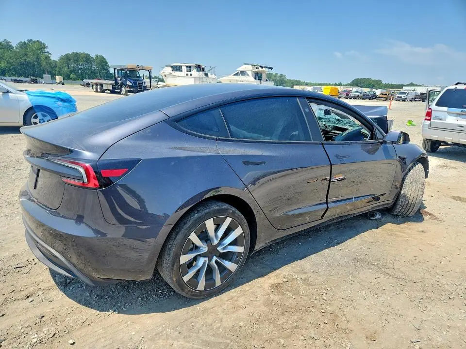 2024 TESLA MODEL 3   