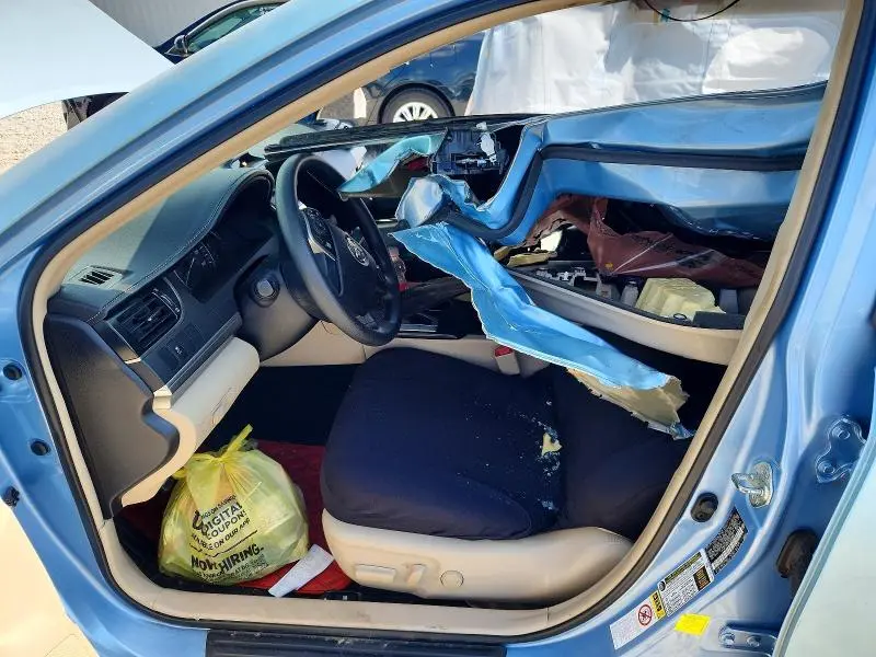 2012 TOYOTA CAMRY LE  