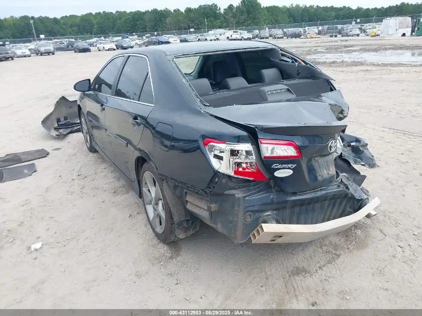 2014 TOYOTA CAMRY SE SPORT