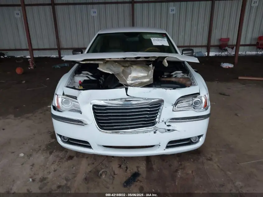 2013 CHRYSLER 300C  