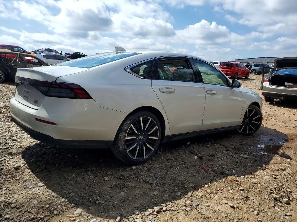 2024 HONDA ACCORD TOURING HYBRID  