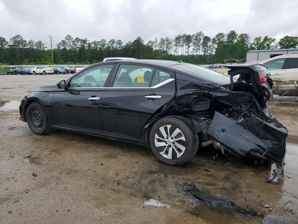 2019 NISSAN ALTIMA S  