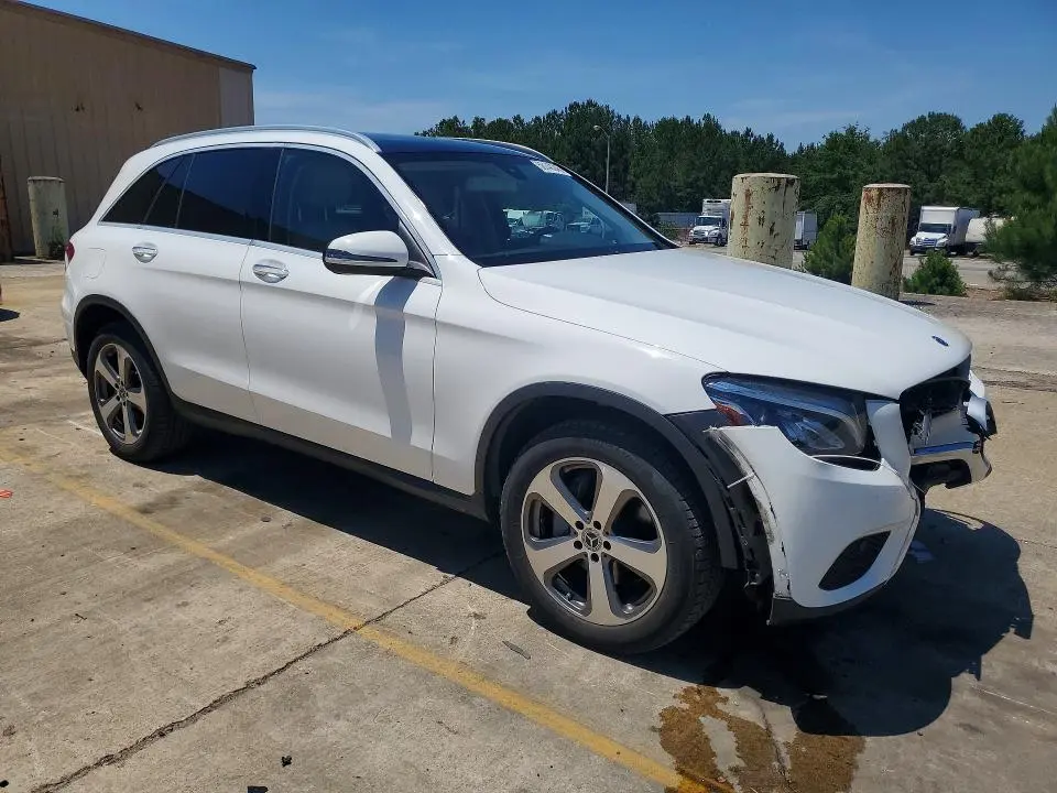 2019 MERCEDES-BENZ GLC 300  