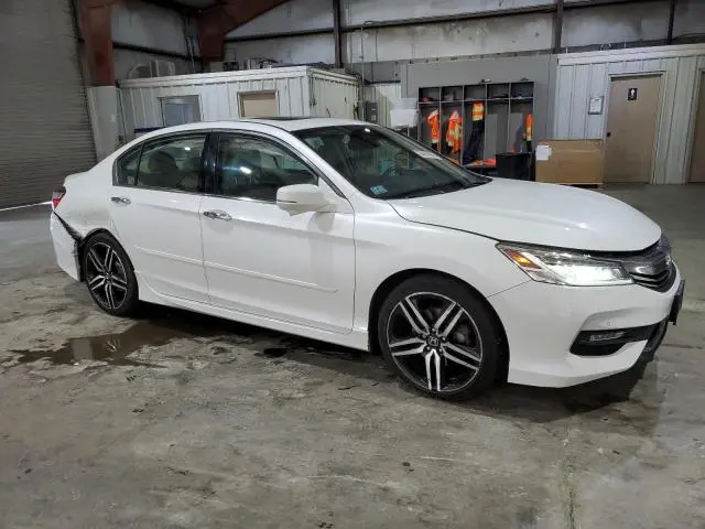 2017 HONDA ACCORD TOURING  