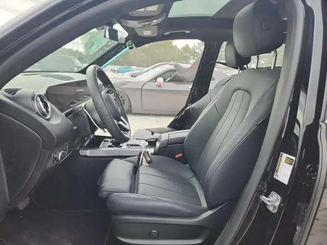 2023 MERCEDES-BENZ GLB 250  