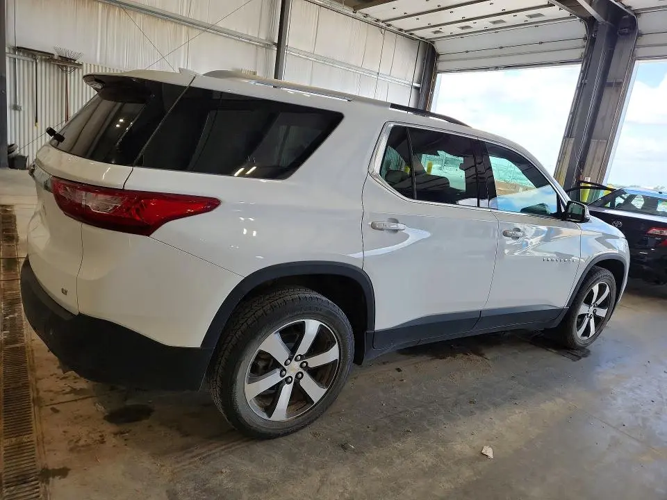 2018 CHEVROLET TRAVERSE LT  