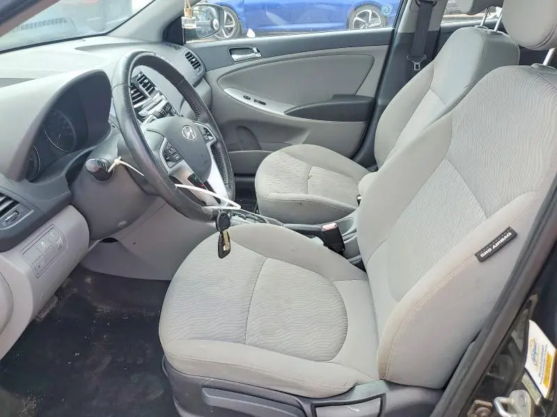 2012 HYUNDAI ACCENT GLS  