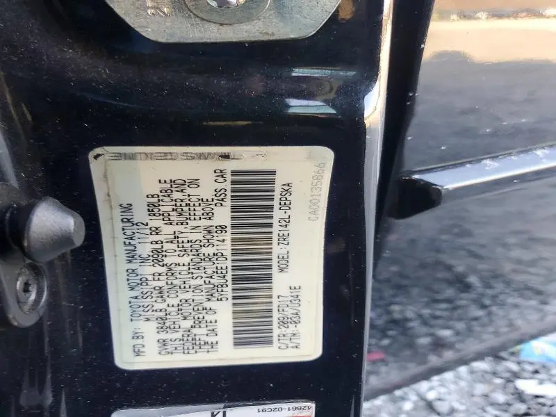 2013 TOYOTA COROLLA S  