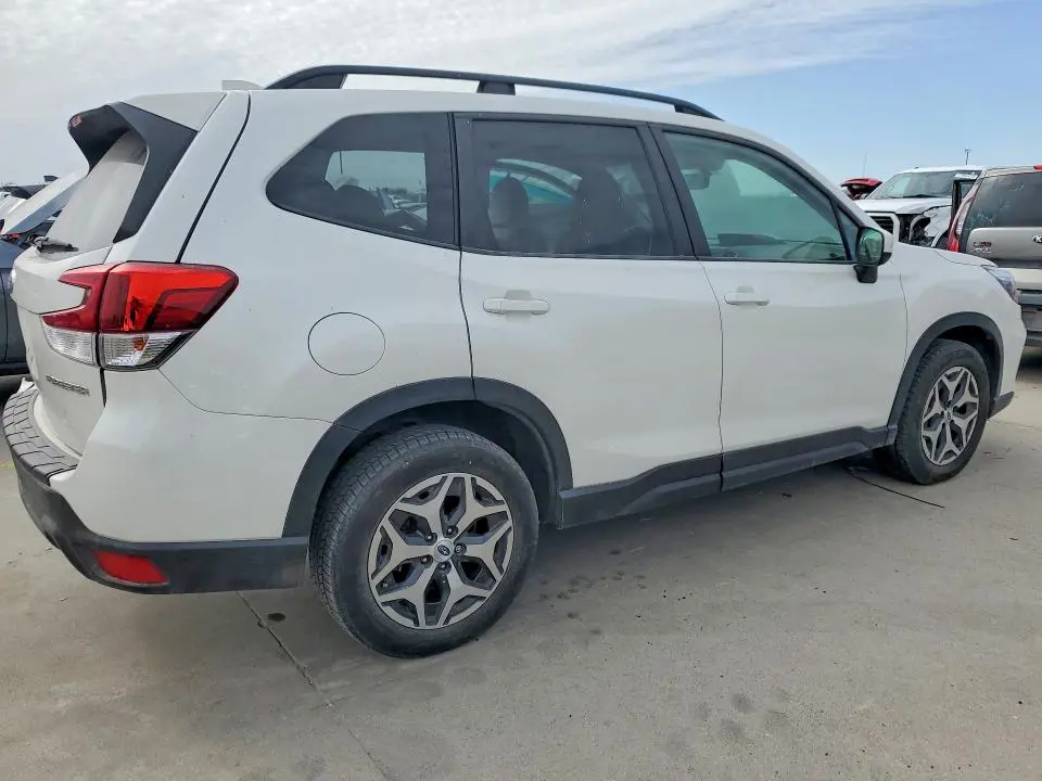 2019 SUBARU FORESTER PREMIUM  