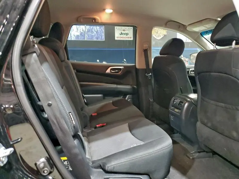 2018 NISSAN PATHFINDER S  