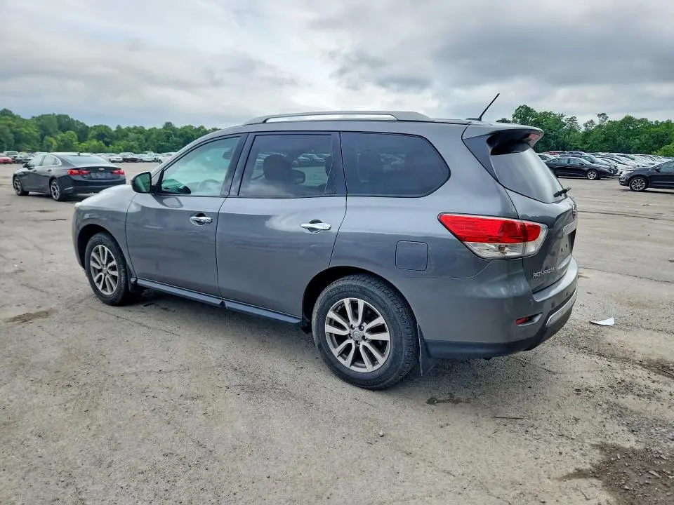 2015 NISSAN PATHFINDER SV  