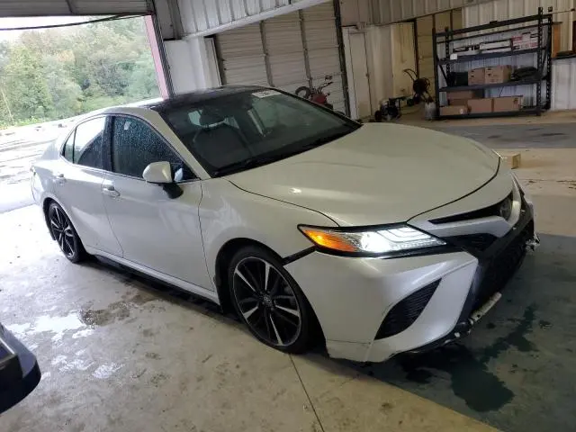 2020 TOYOTA CAMRY XSE  