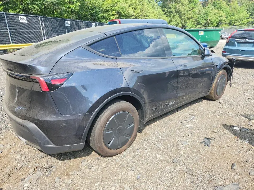 2026 TESLA MODEL Y   