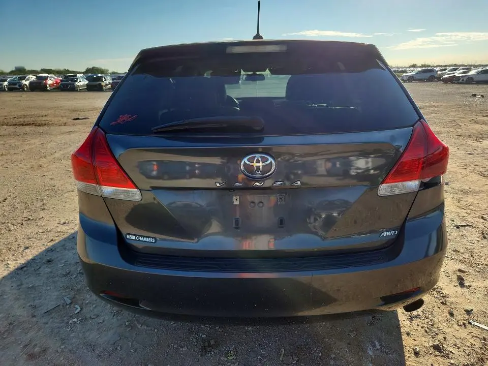 2011 TOYOTA VENZA AWD 4CYL  