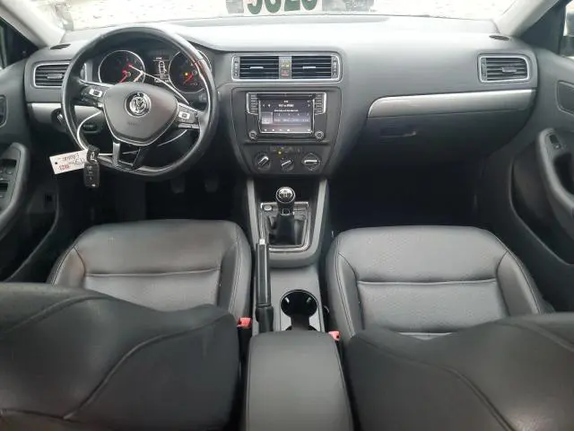 2017 VOLKSWAGEN JETTA SE  