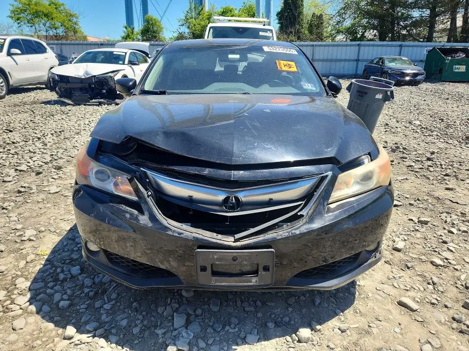 2013 ACURA ILX 20 TECH  