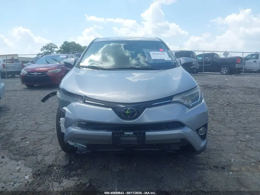 2018 TOYOTA RAV4 XLE