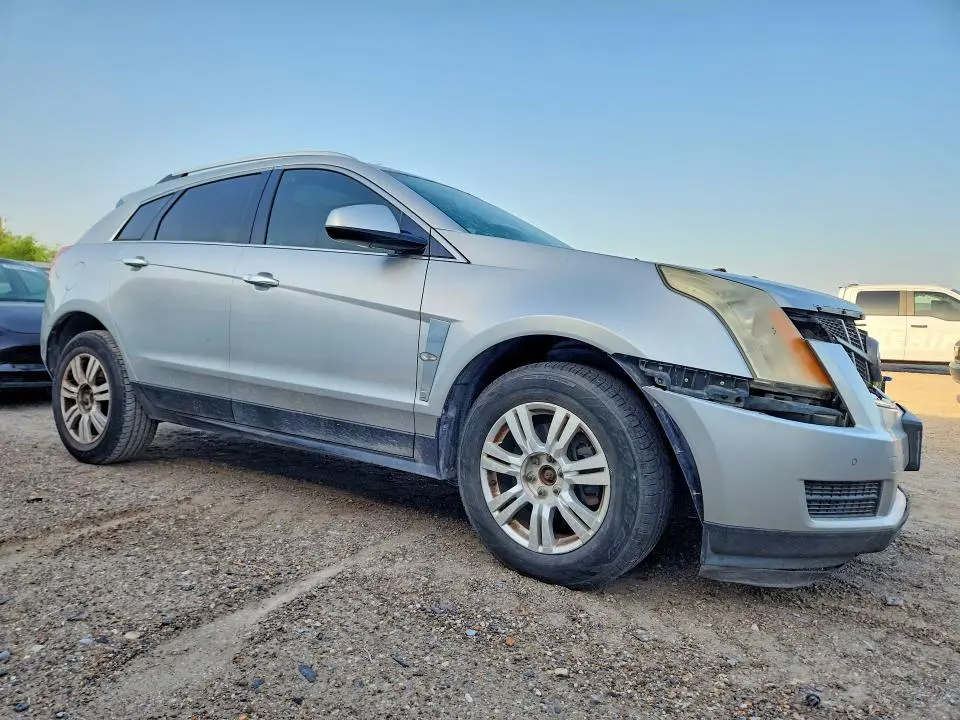 2011 CADILLAC SRX   