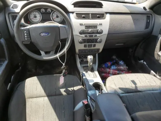 2010 FORD FOCUS SE  