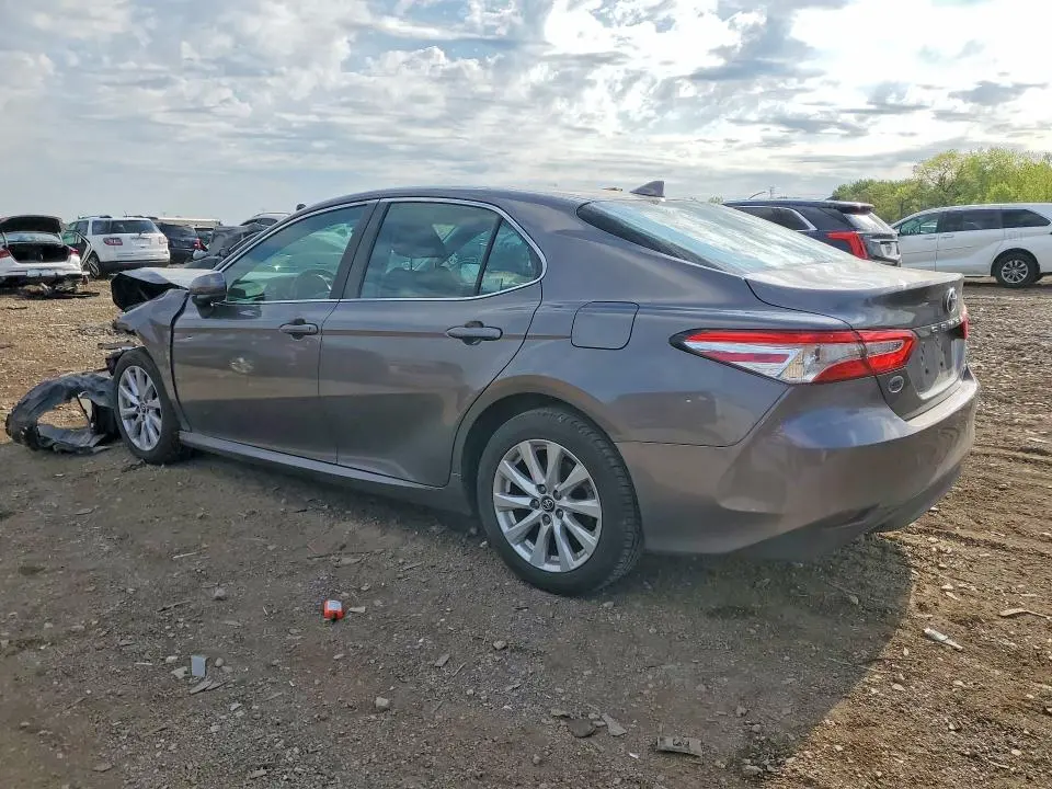 2019 TOYOTA CAMRY LE  