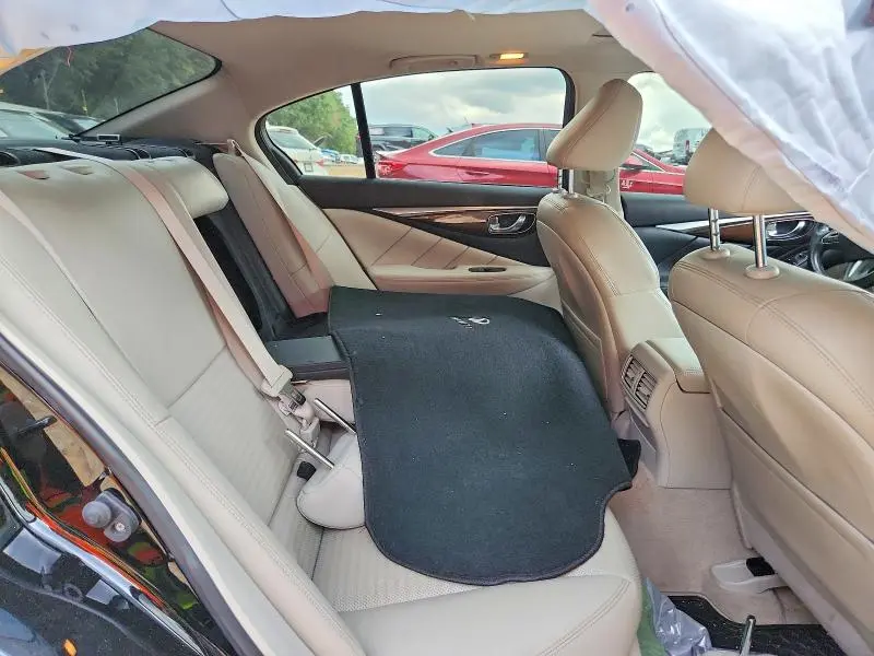2015 INFINITI Q50 SPORT  