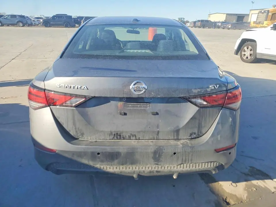 2021 NISSAN SENTRA SV  