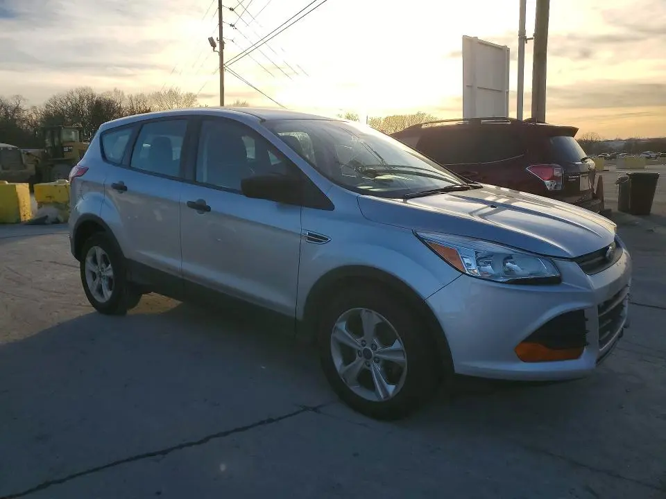 2016 FORD ESCAPE S  