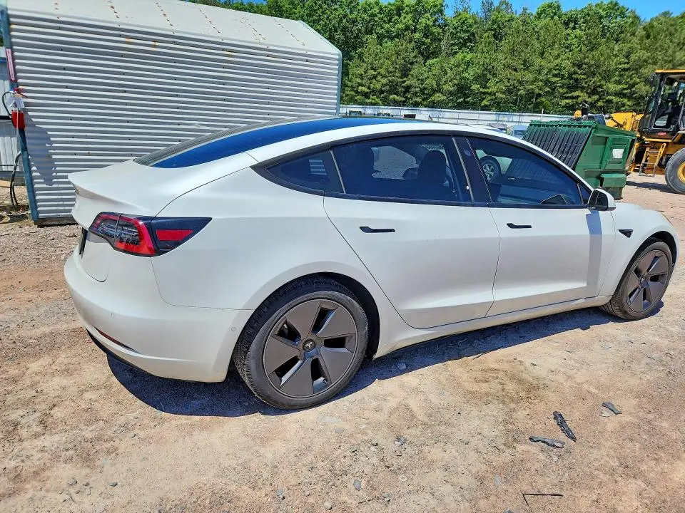 2021 TESLA MODEL 3   
