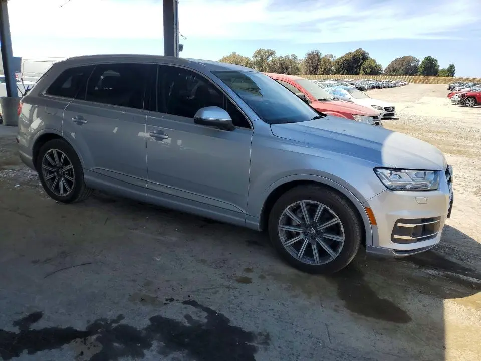 2017 AUDI Q7 PRESTIGE  