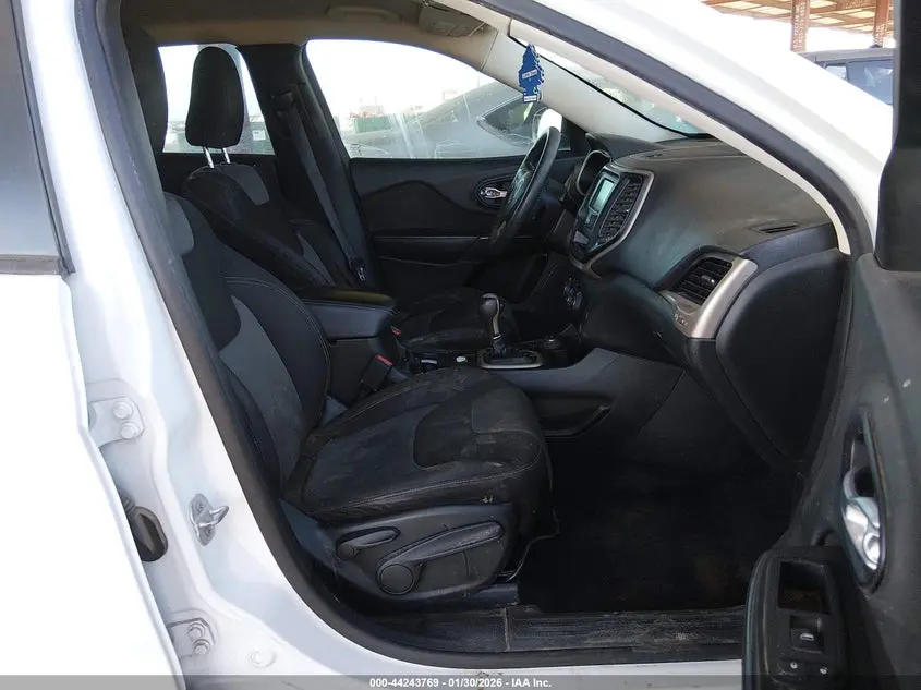 2015 JEEP CHEROKEE SPORT