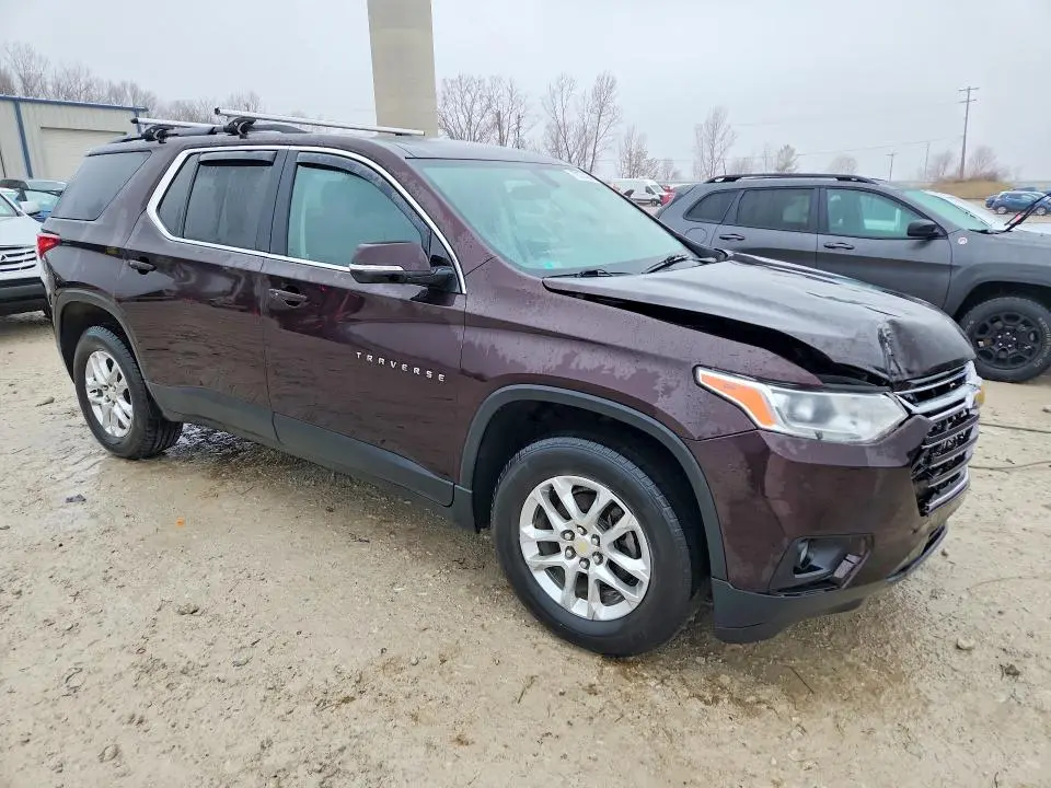 2020 CHEVROLET TRAVERSE LT  