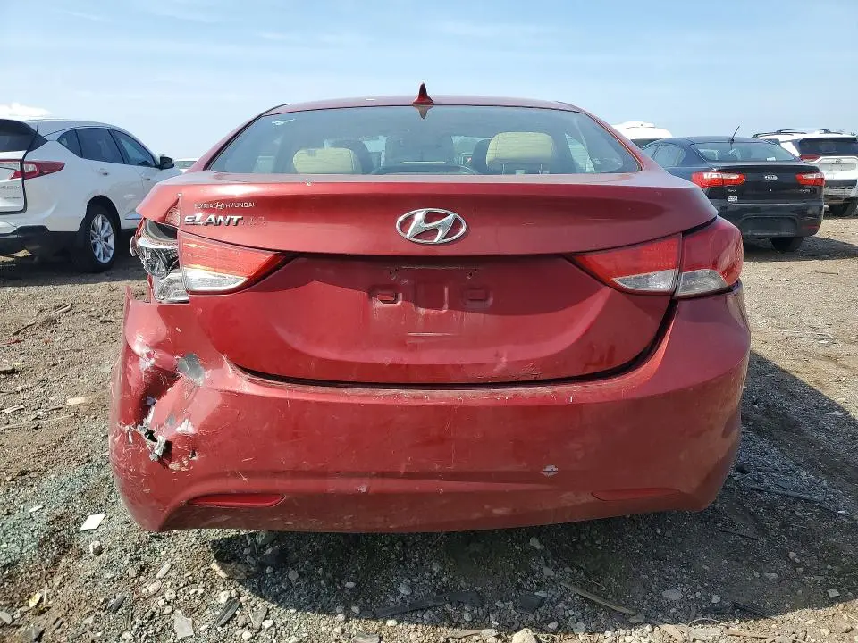 2011 HYUNDAI ELANTRA   