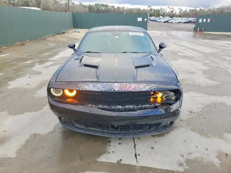 2016 DODGE CHALLENGER SXT  
