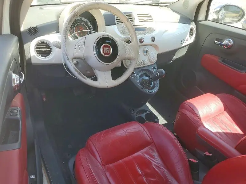 2013 FIAT 500 LOUNGE  