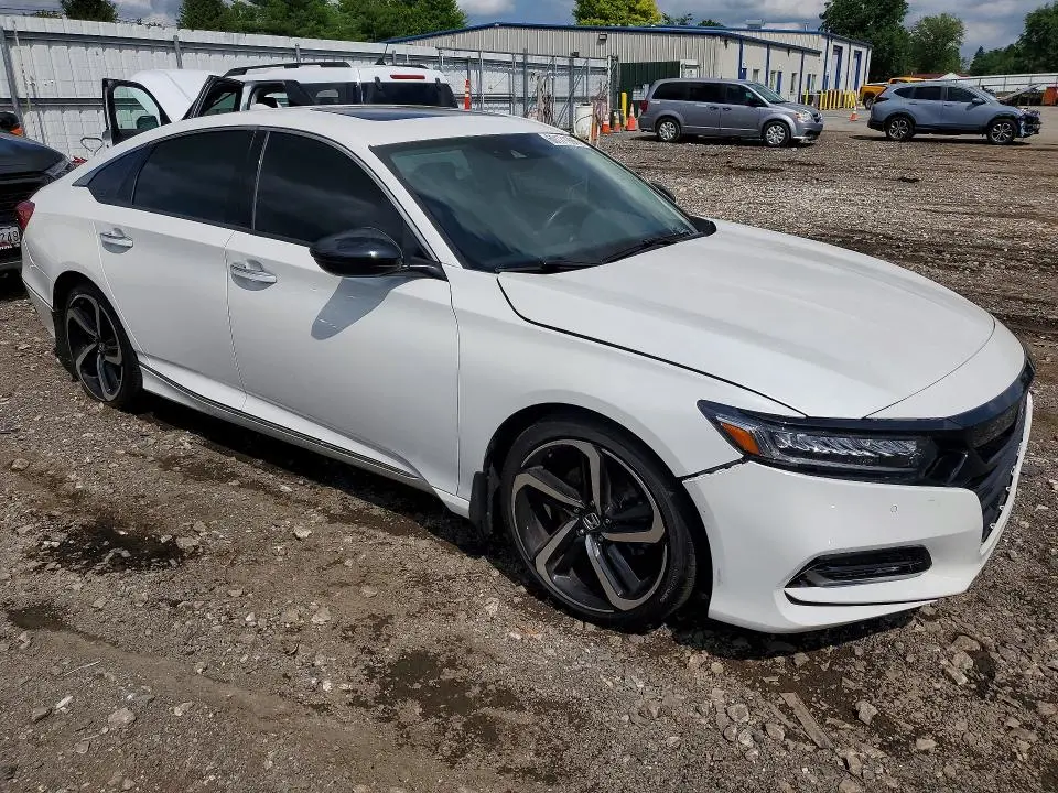 2019 HONDA ACCORD   