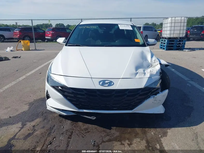 2021 HYUNDAI ELANTRA SE