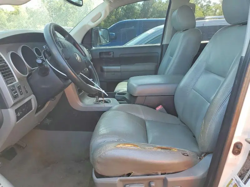2011 TOYOTA TUNDRA CREWMAX SR5  